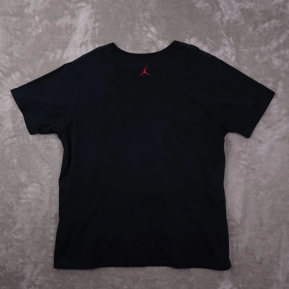 Jordan Pocket T Shirt Men's XXL Short Sleeve Black Grey Geometric Print Jumpman